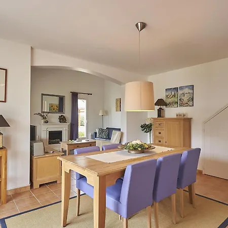 Villa With Garden Near Beautiful Golf Course *